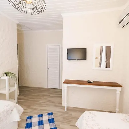 Herakles 住宿加早餐酒店 Çeşme