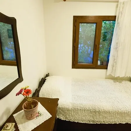 Herakles 住宿加早餐酒店 *