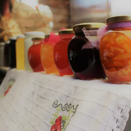 住宿加早餐酒店 Herakles Çeşme